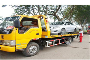 防城港附近24小时汽车拖车服务热线